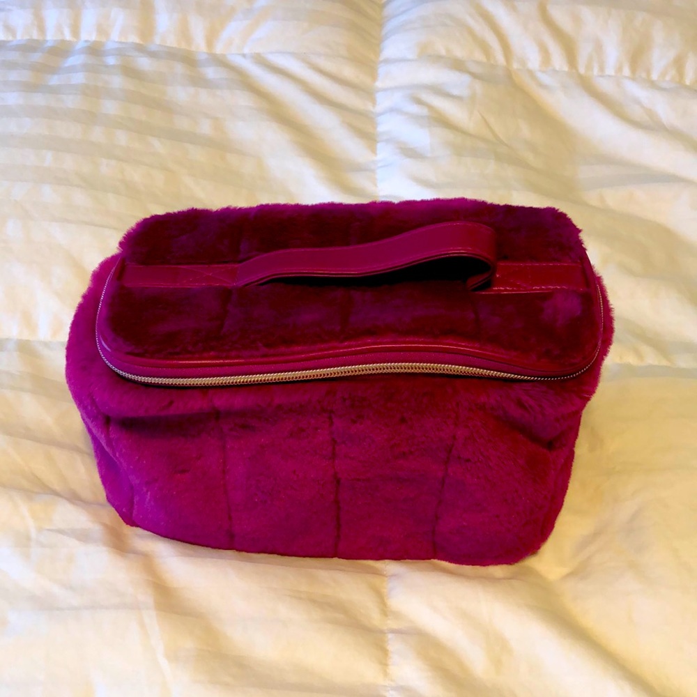 Pink fur makeup bag/case